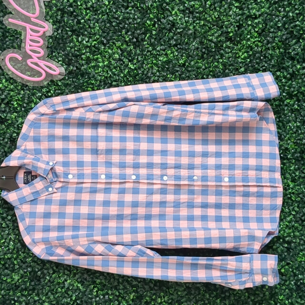 MINT J. Crew Button Shirt Medium